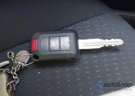 2023 Mitsubishi Mirage G4 Le z USA, uszkodzony, nr VIN ML32FUFJ3PHF06485